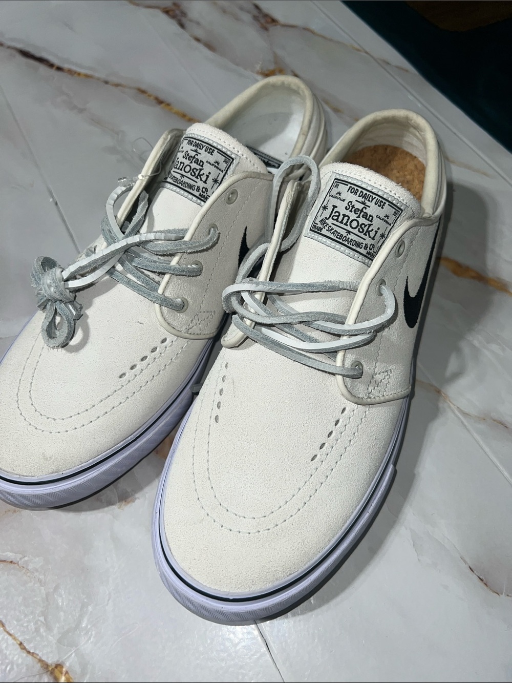 Nike Stefan Janoski Low Top Sneakers White with Black Swoosh